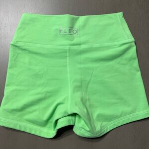 Fleo Power Mid High Short 3.75